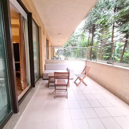 Stunning 1-bed In Bucarest